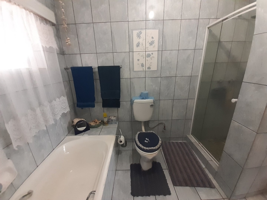 3 Bedroom Property for Sale in Potchefstroom North West